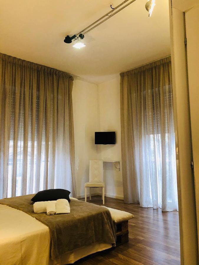 B&B Degli Artisti Suite Lecce Dış mekan fotoğraf